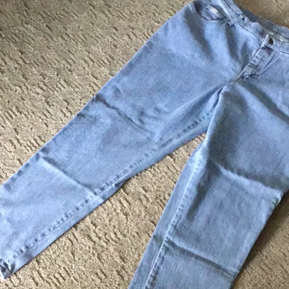 Riders size 16 M light color jeans